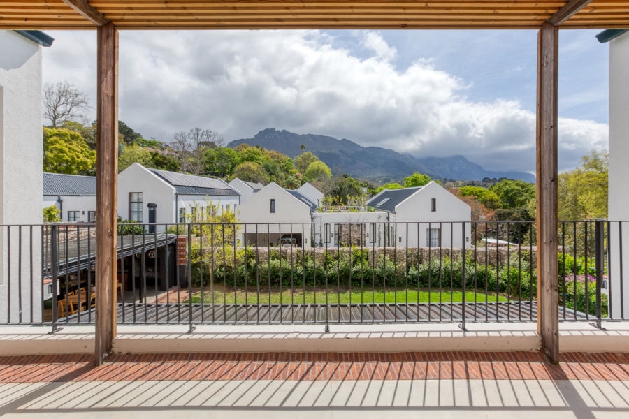 6 Bedroom Property for Sale in Constantia Western Cape